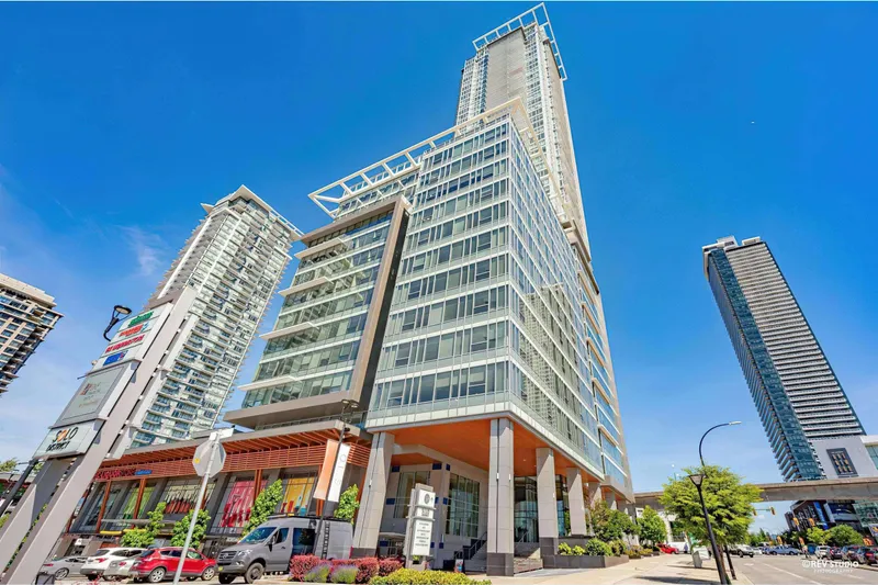 3802 4485 SKYLINE DRIVE - photo 1 of 25