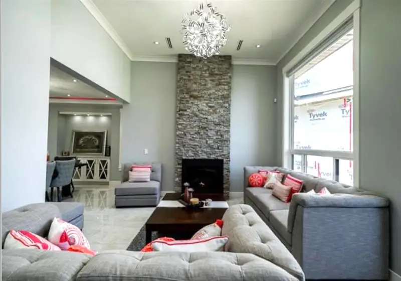 17012 57 AVENUE - photo 2 of 25