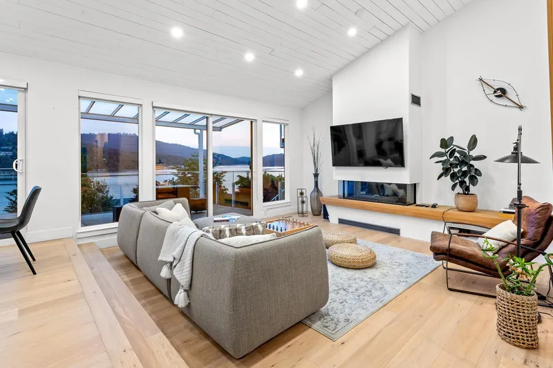 1122 IOCO ROAD - photo 1 of 25