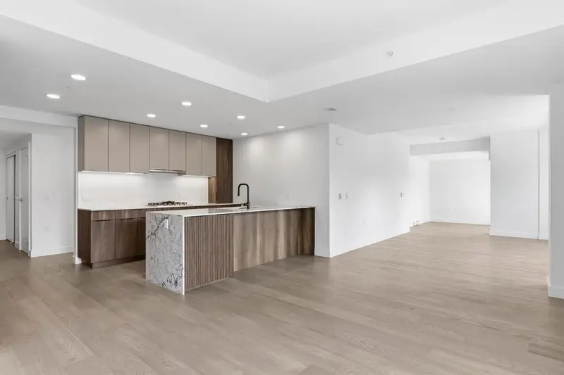 309 3590 W 39TH AVENUE - photo 1 of 25