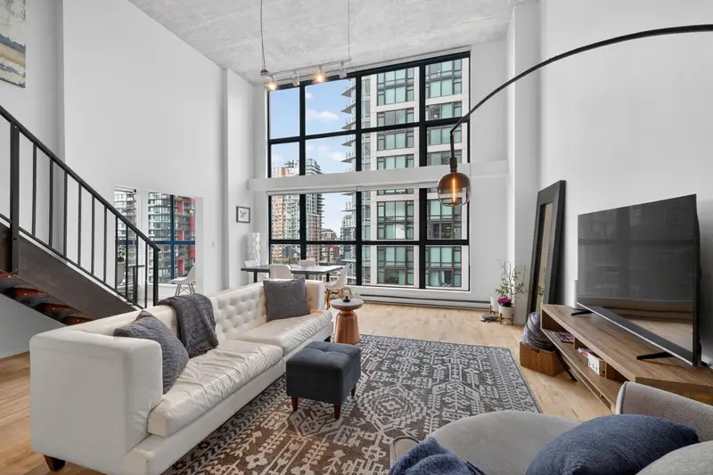 1102 1238 SEYMOUR STREET - photo 3 of 25