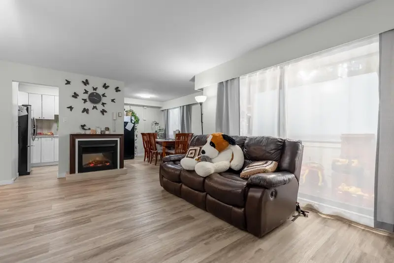 101 515 ELEVENTH STREET - photo 3 of 25