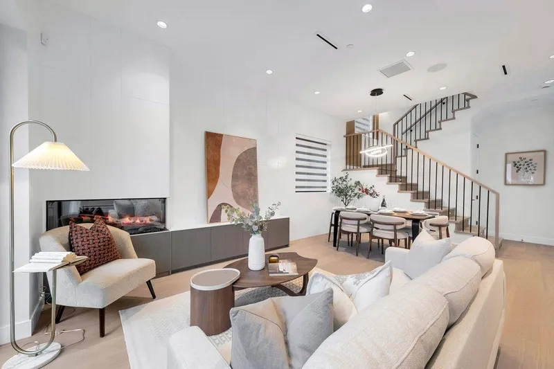 1 4023 W 18TH AVENUE - photo 2 of 25