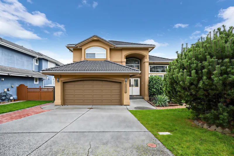 2966 BLACKBEAR COURT - photo 2 of 25