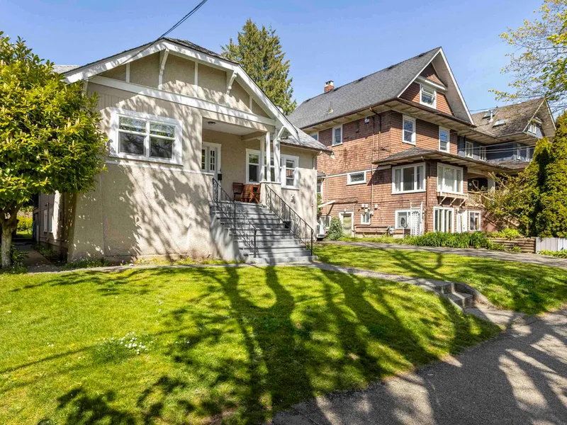 2325 W 8TH AVENUE - photo 3 of 25