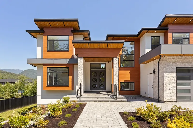 2961 EAGLECREST DRIVE - photo 2 of 25