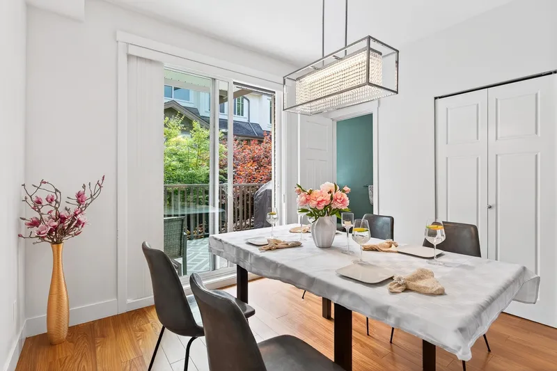 37 8250 209B STREET - photo 2 of 25