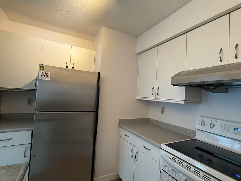 308 2238 ETON STREET - photo 2 of 5