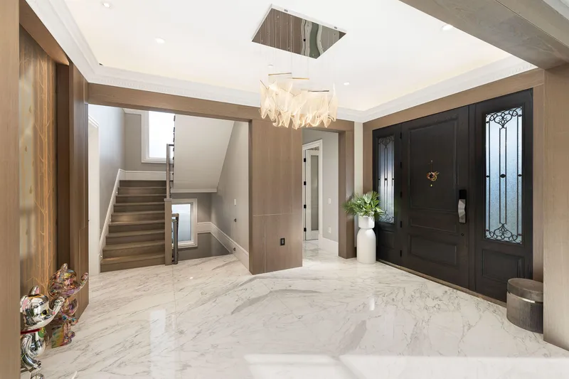 1239 W 40TH AVENUE - photo 3 of 25