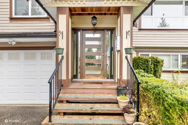 6662 130 STREET - photo 4 of 25