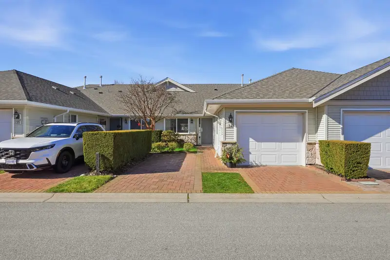 34 17516 4 AVENUE - photo 1 of 25