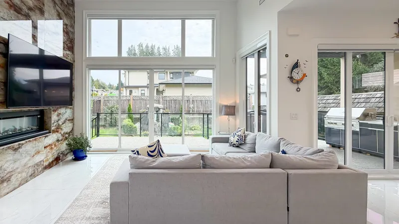 5302 SPRINGDALE COURT - photo 3 of 25