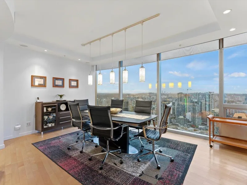 3704 938 NELSON STREET - photo 4 of 25