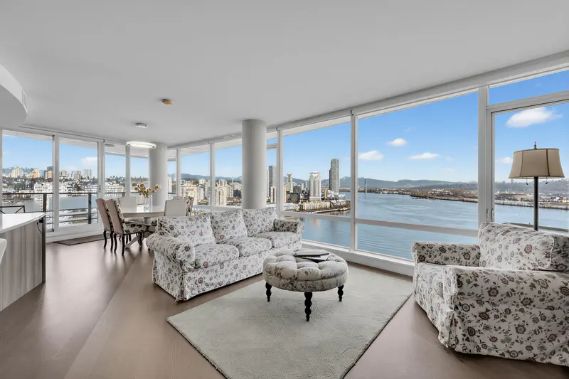 1705 210 SALTER STREET - photo 2 of 17