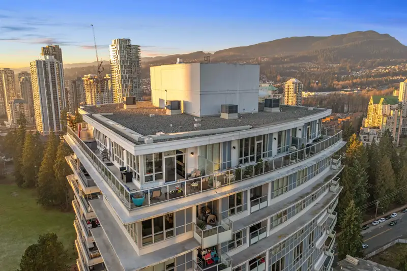 2903 3093 WINDSOR GATE - photo 1 of 25