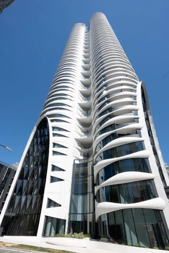 2204 1033 NELSON STREET - photo 1 of 25