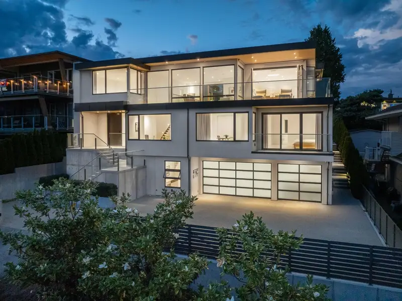 15493 ROYAL AVENUE - photo 2 of 25