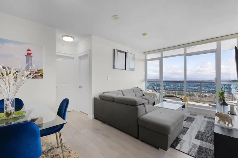 3207 11967 80 AVENUE - photo 2 of 25