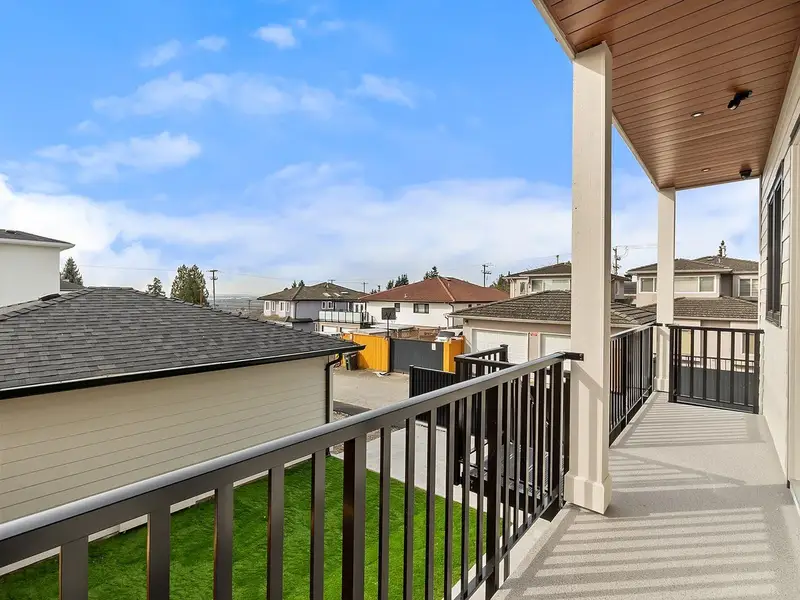 3 4432 IRMIN STREET - photo 4 of 25