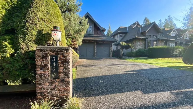 3470 144 STREET - photo 1 of 25