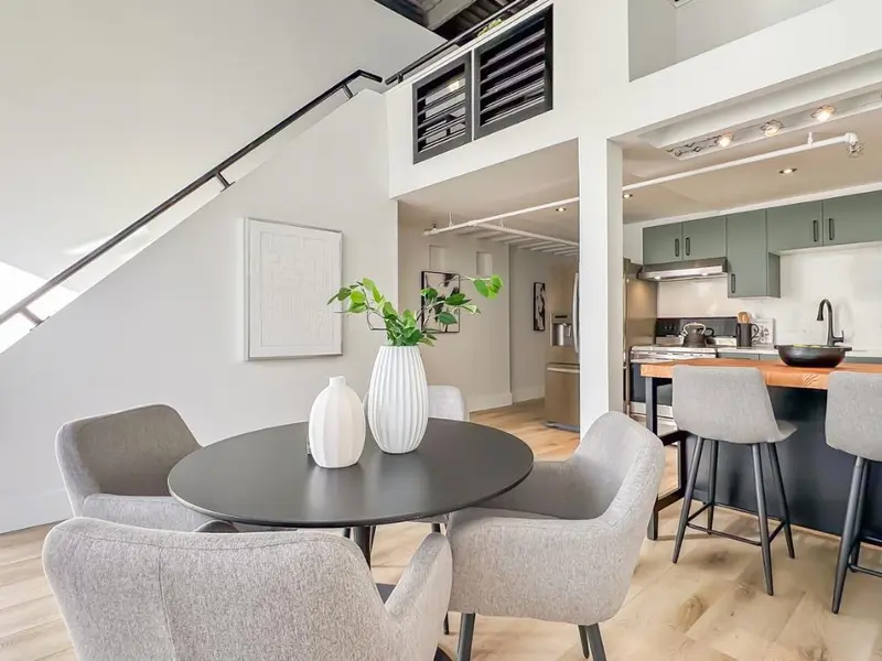 315 336 E 1ST AVENUE - photo 2 of 21