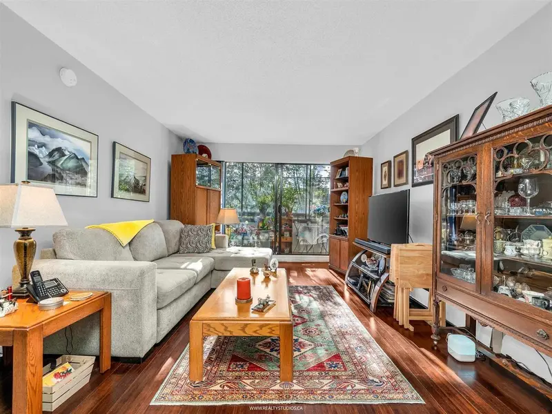 106 515 ELEVENTH STREET - photo 3 of 25