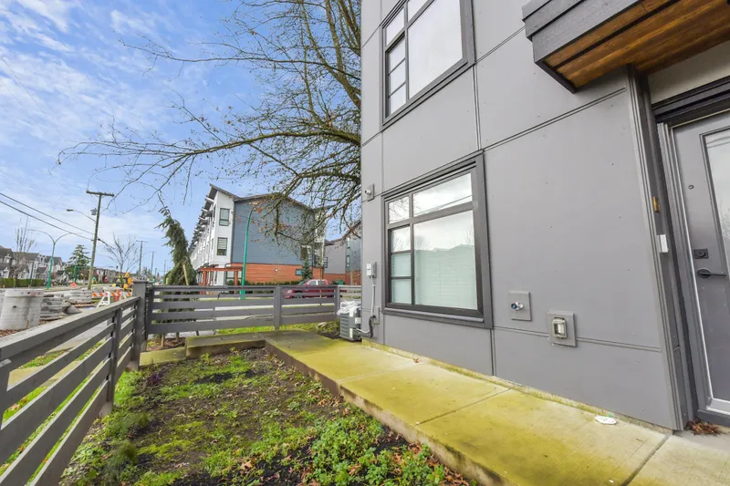 31 7127 193A STREET - photo 3 of 25