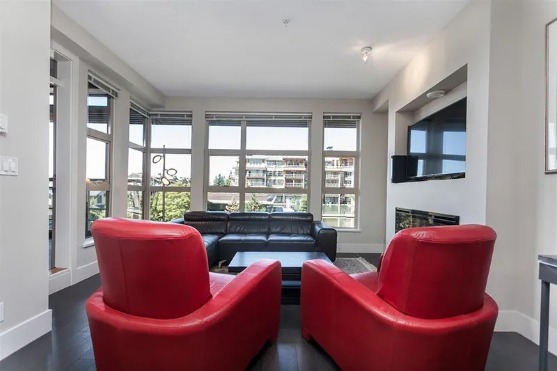 219 3606 ALDERCREST DRIVE - photo 1 of 21