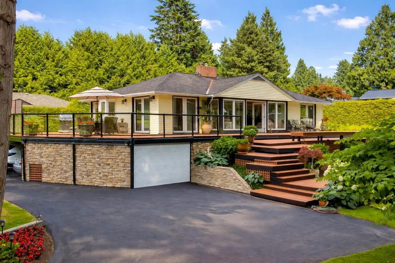 7050 115 STREET - photo 3 of 25