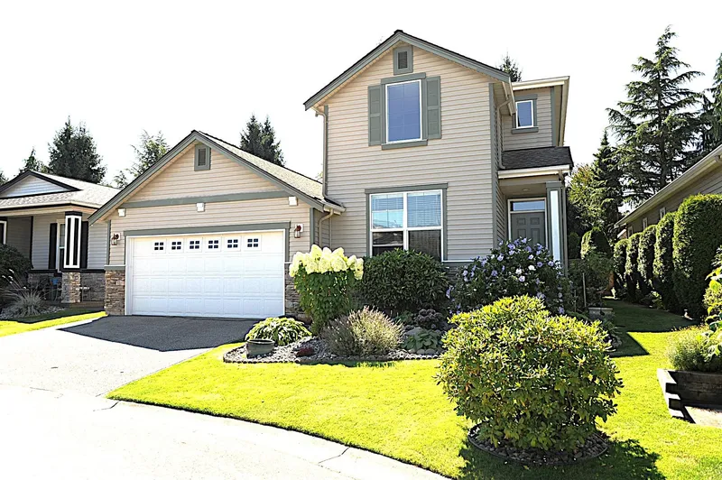 143 19639 MEADOW GARDENS WAY - photo 3 of 25