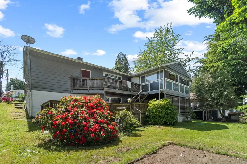 11625 99 AVENUE - photo 3 of 25