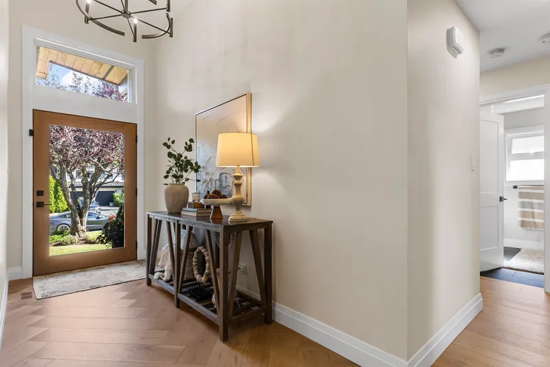 4876 4TH AVENUE - photo 3 of 25