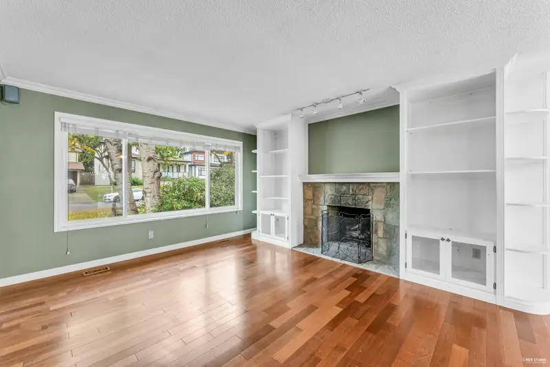 2214 153A STREET - photo 4 of 25