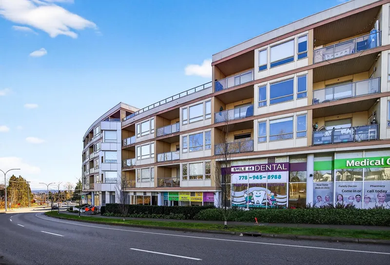 508 19228 64 AVENUE - photo 1 of 25