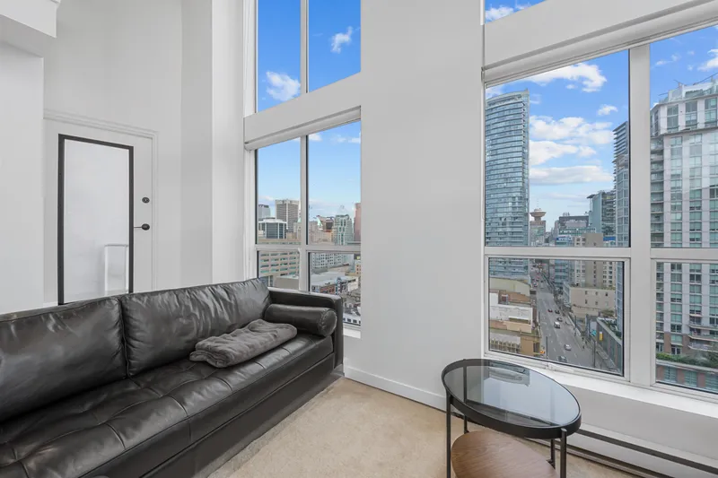 1012 933 SEYMOUR STREET - photo 4 of 25