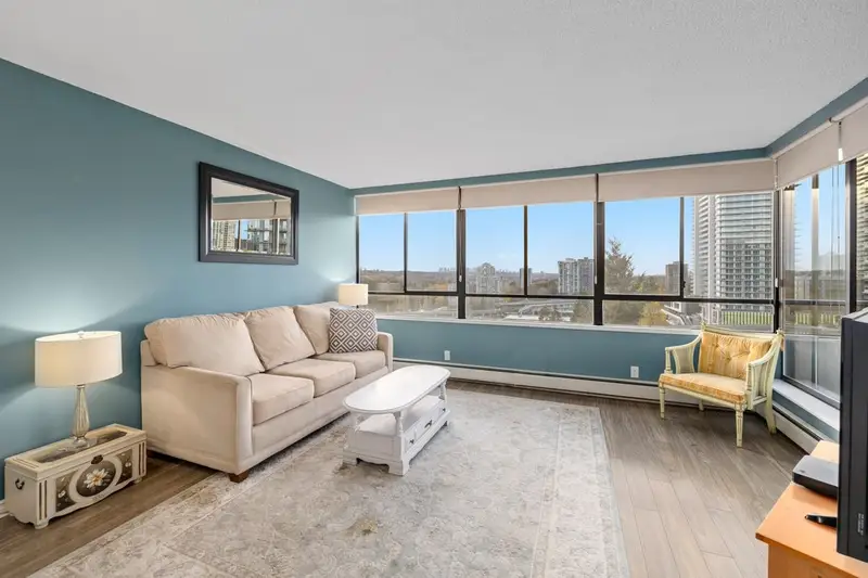 1103 460 WESTVIEW STREET - photo 2 of 25