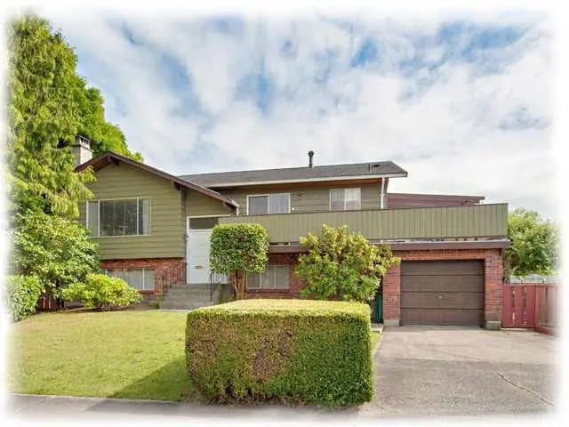 9040 GLENALLAN GATE - photo 1 of 25