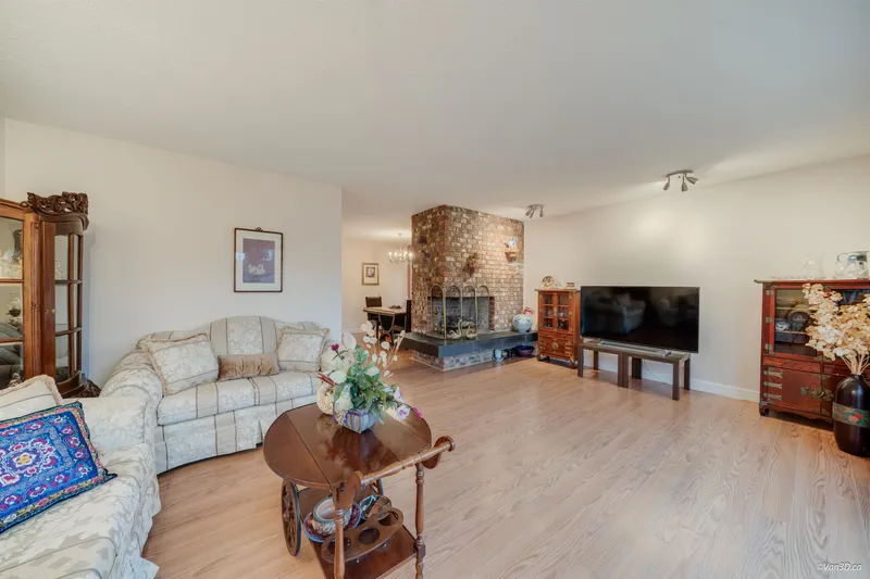 2813 WINDRUM AVENUE - photo 4 of 25