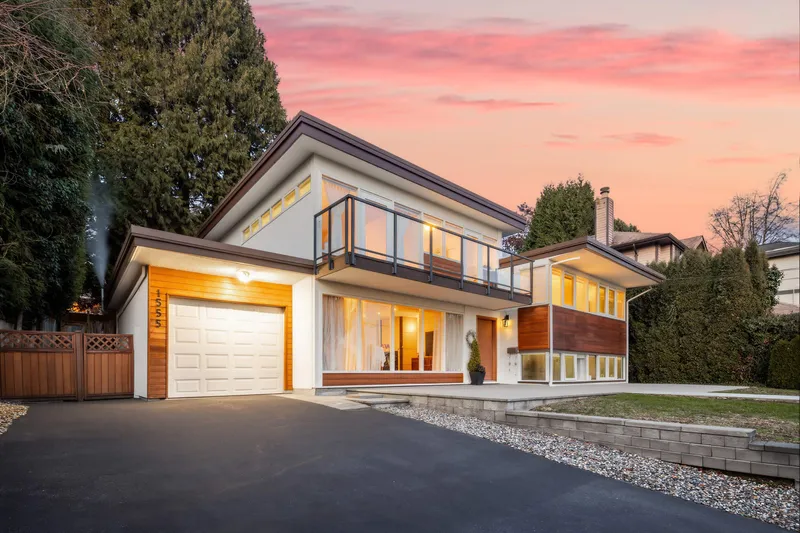 1555 LAWSON AVENUE - photo 2 of 25