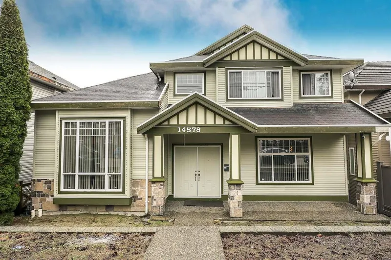 14578 68 AVENUE - photo 1 of 25