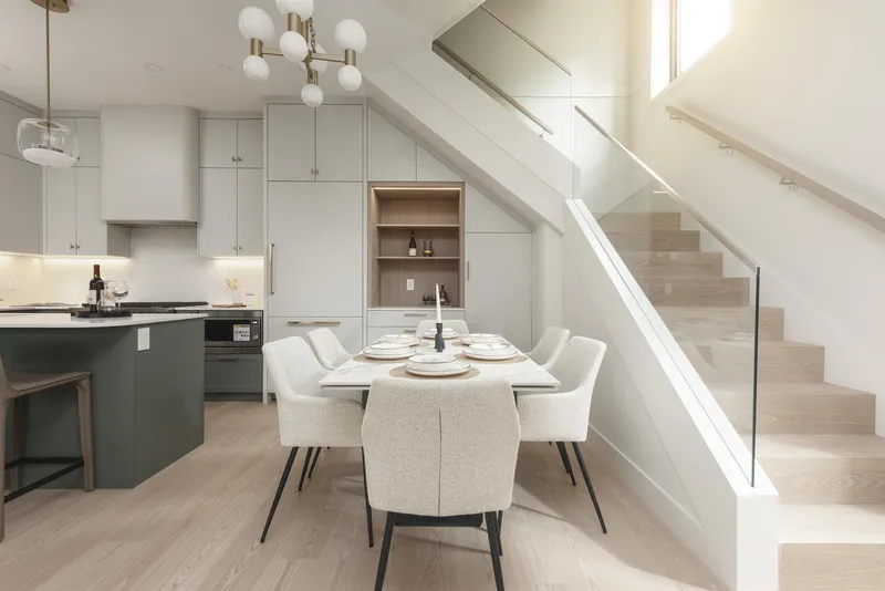 1 476 E 20TH AVENUE - photo 3 of 25