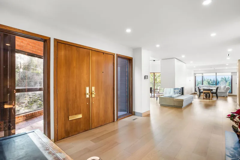 7353 YEW STREET - photo 3 of 25