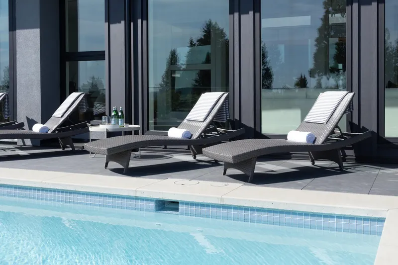 3180 BENBOW ROAD - photo 3 of 25