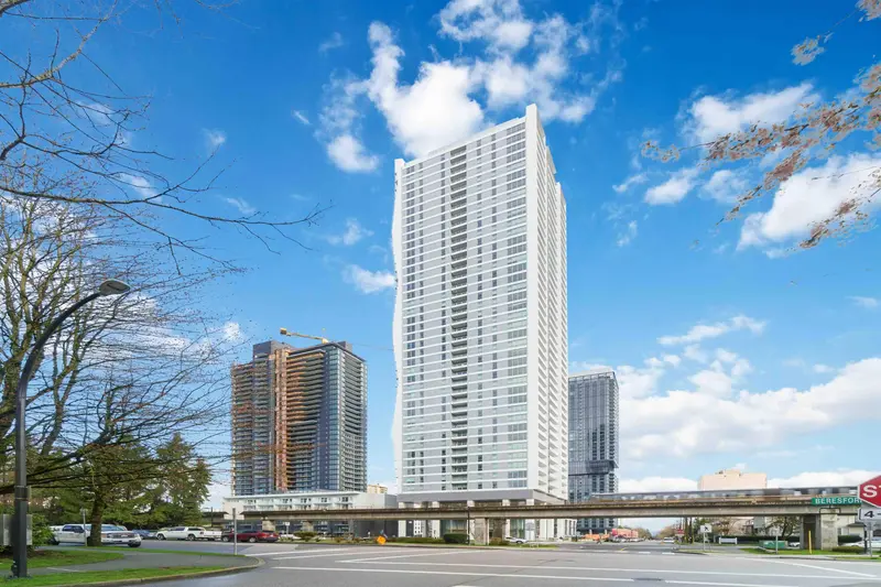 2505 6087 WILSON AVENUE - photo 2 of 25