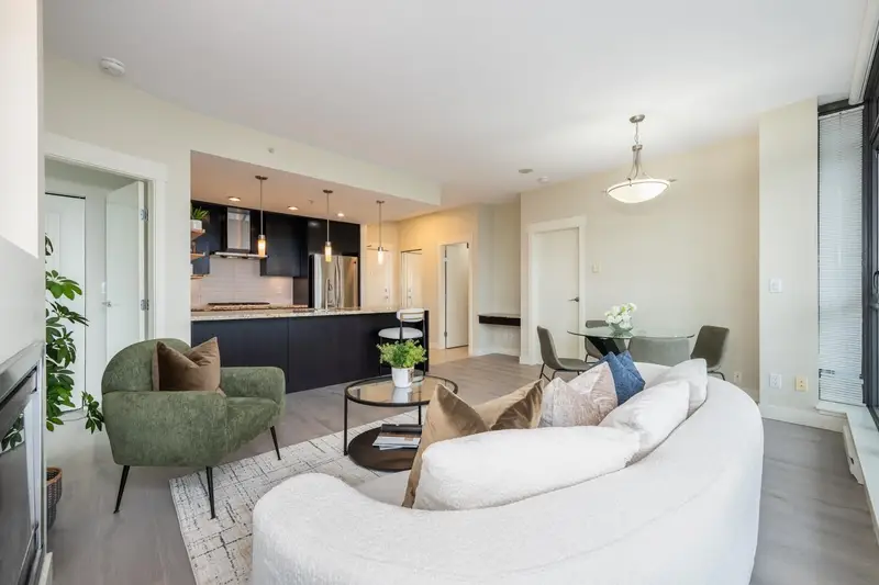 2808 7088 18TH AVENUE - photo 3 of 25