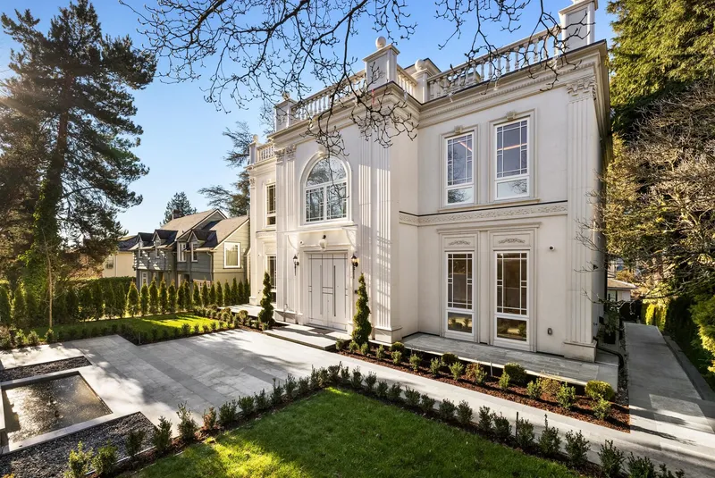 7061 ADERA STREET - photo 4 of 25