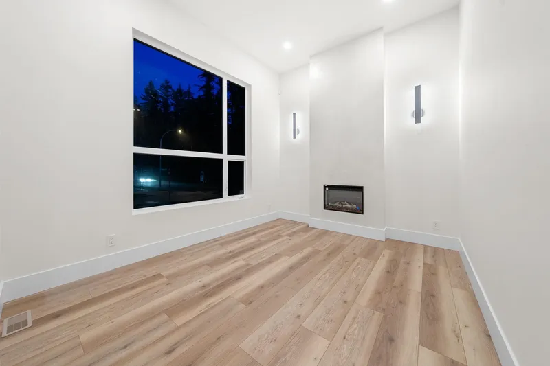 2711 202 STREET - photo 2 of 25