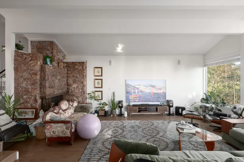 1448 SANDHURST PLACE - photo 4 of 25