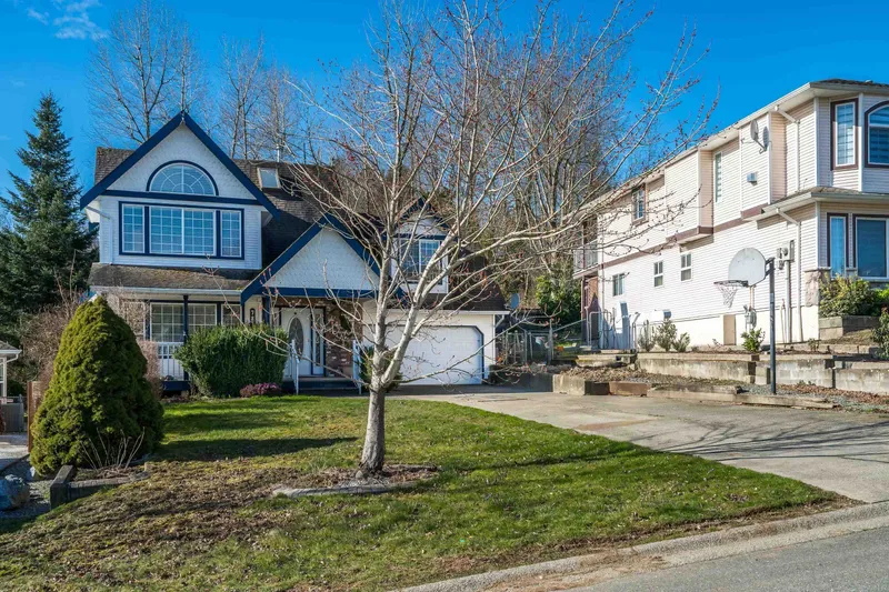 7821 TAVERNIER TERRACE - photo 2 of 25