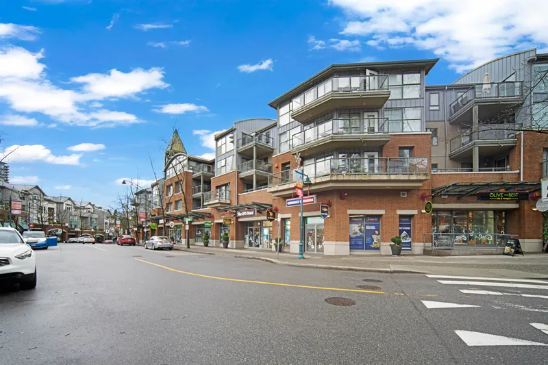 321 225 NEWPORT DRIVE - photo 1 of 25